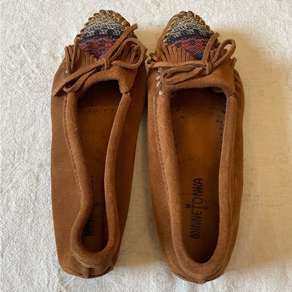 MINNETONKA Moccasins - Picture 3 of 6